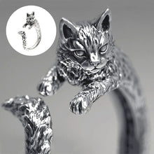 Load image into Gallery viewer, Adjustable Hugging Feline Ring
