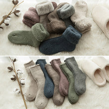 Load image into Gallery viewer, Women Warm And Cozy Winter Sleeping Socks