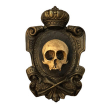 Load image into Gallery viewer, Hanging Skull Plaque