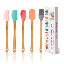 Load image into Gallery viewer, Silicone Spatula With Wooden