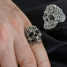 Load image into Gallery viewer, Gothic Death Skull Ring