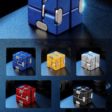 Load image into Gallery viewer, Uendelig Kube