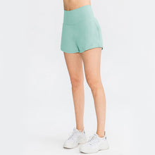 Load image into Gallery viewer, Lommeyoga treningsshorts