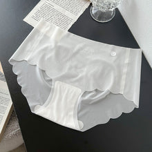 Load image into Gallery viewer, Women's Ice Silk No Trace Panties
