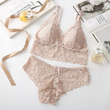 Load image into Gallery viewer, Women's Contrast Lace Wireless Bra &amp; Bow Decor Panty Set
