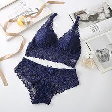 Load image into Gallery viewer, Women's Contrast Lace Wireless Bra &amp; Bow Decor Panty Set