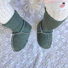 Load image into Gallery viewer, Warm Fur Baby Sock Shoes
