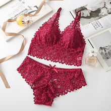 Load image into Gallery viewer, Women's Contrast Lace Wireless Bra &amp; Bow Decor Panty Set