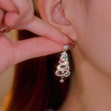 Load image into Gallery viewer, Shiny Christmas Tree Earrings