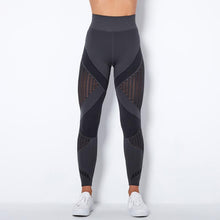 Load image into Gallery viewer, Seamless Knitted Striped Yoga Pants
