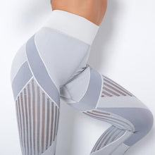 Load image into Gallery viewer, Seamless Knitted Striped Yoga Pants