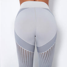 Load image into Gallery viewer, Seamless Knitted Striped Yoga Pants