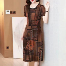 Load image into Gallery viewer, Fashionable Pleated Dress
