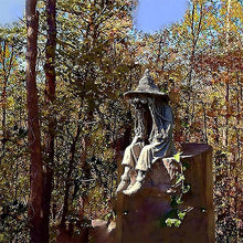 Load image into Gallery viewer, Halloween Witch Ghoul Solar Energy Lamp