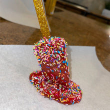 Load image into Gallery viewer, Melting Ice Cream Resin Ornaments