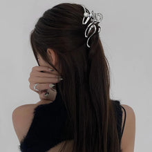 Load image into Gallery viewer, Women's Pearl Hair Clip Claw