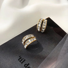 Load image into Gallery viewer, Simple C-shaped Diamond Earrings