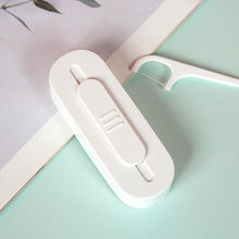 Load image into Gallery viewer, Portable Two-way Floss Dispenser
