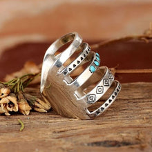 Load image into Gallery viewer, Bohemian Openwork Carved Turquoise Ring