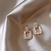 Load image into Gallery viewer, Moissanite Diamond Square Earrings