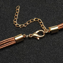 Load image into Gallery viewer, Women's Feather Necklace