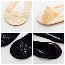 Load image into Gallery viewer, Women's Lace Low Cut Non Slip Socks