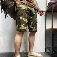 Load image into Gallery viewer, Men's Drawstring Elastic Waist Shorts