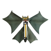Load image into Gallery viewer, Morsomme Pranks Flyvende Flaggermus