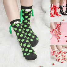 Load image into Gallery viewer, Couple Love Magnet Holding Hands Socks