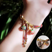 Load image into Gallery viewer, Armbånd som svelger beist i gull